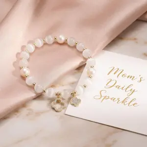 Four-Leaf Clover Pearl Bracelet – Dainty Korean Style Beaded Jewelry, Adjustable Luxury Wristband for Women, Elegant Gift (Without jewelry box)