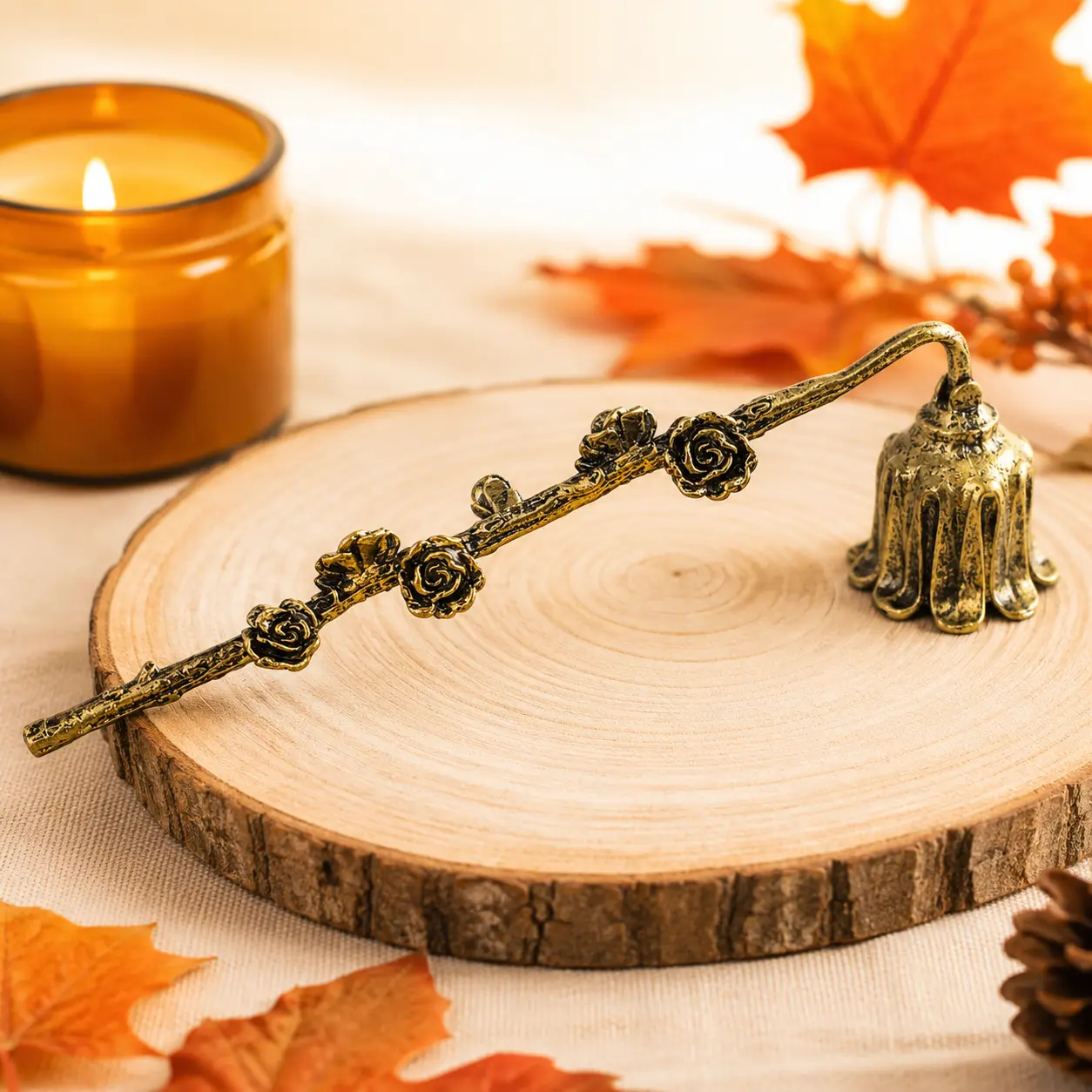 Candle Snuffer with Flower Long Handle Premium Materials Retro Style Wick Flame Extinguisher for Safe Candle Flame Putting Out Elegant Vintage Design Easy to Use Necessity Accessory Gift Home Decor