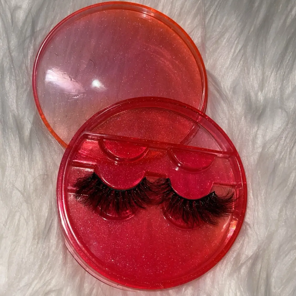 Eyelash tray