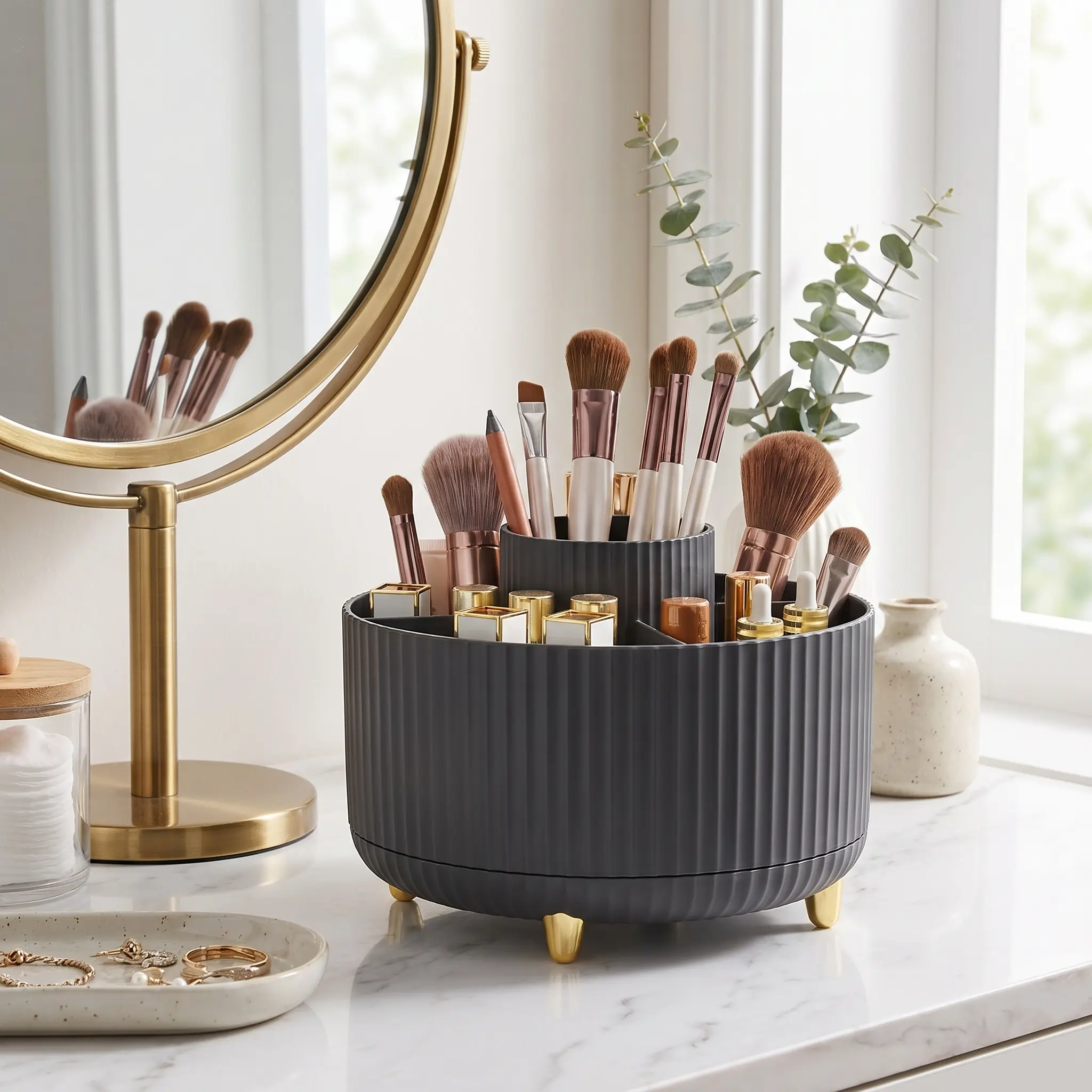 360° Rotate Makeup Brush Holder Organizer, Multi-angle Rotating Makeup Organizer,Durable Multifunction Cosmetic Organizer for Bathroom Countertop, Bedroom Nightstand, Desktop, Makeup Desk Organizer.Summerbives.
