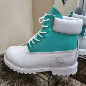 Custom Hightop Boots Waterproof Fashion men Gift box Paint