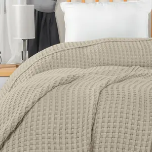 Utopia Bedding Cotton Waffle Weave Blanket Lightweight Breathable Throw Blanket for Bed Couch Bedroom Decor All Season Utopia Bedding Cotton Waffle Weave Blanket Lightweight Breathable Throw Blanket for Bed Couch Bedroom Decor All Season