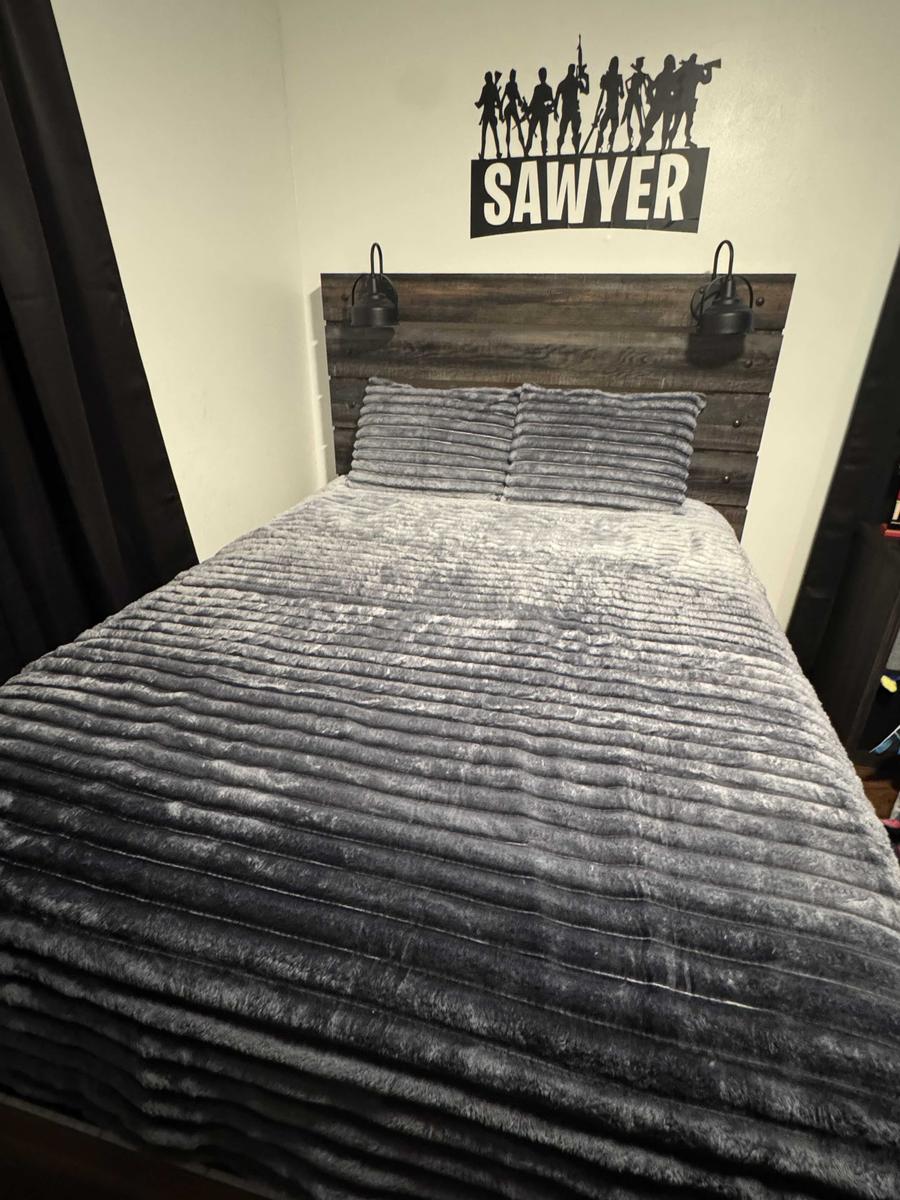 Item: Grey Ombre, Full/Queen