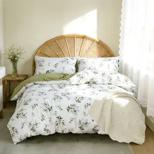 Spring New Floral Bedding Set, 3-Piece Includes Duvet Cover + Pillowcases No Insert, Soft Comfortable Fabric, Perfect Birthday Gift