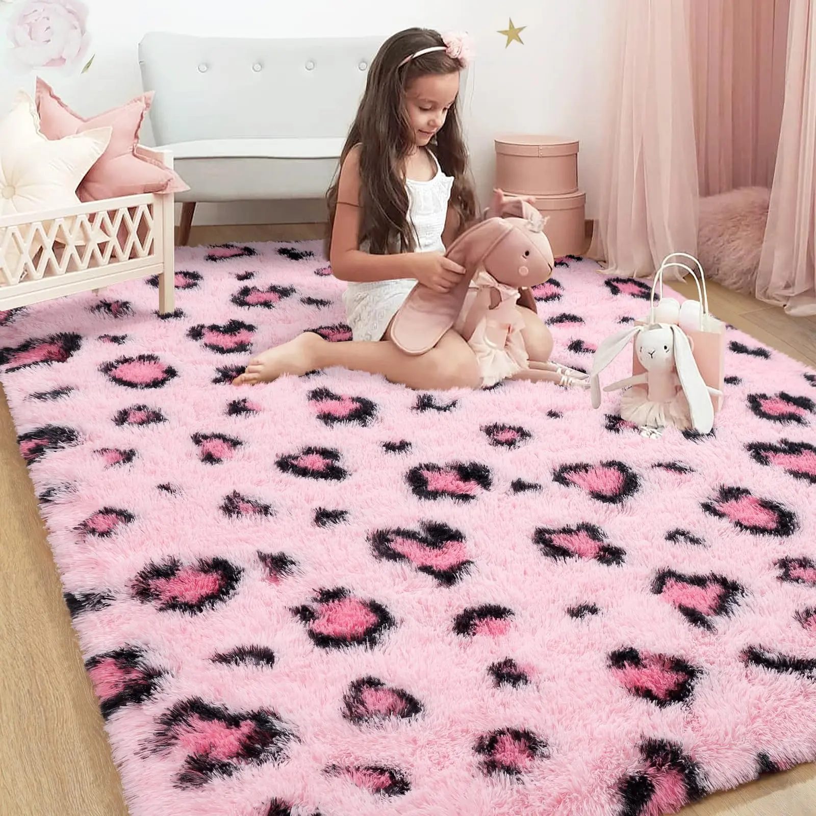 Leopard Print Rugs,  Pink /Black-White/Black-Khaki Leopard Rug for Girls Bedroom, Soft Cheetah Print Rugs for Living Room Western Decor, Modern Indoor Fluffy Area Rug for Kids Nursery Dorm Decor （Size：3'x5'/4'x6'/5'x8'）