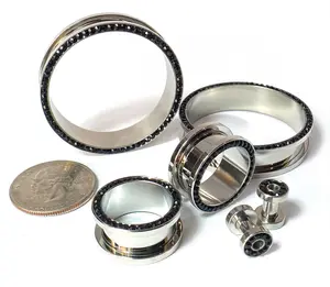 PAIR Black CZ Gem Rimmed 316L Surgical Steel Screw Fit Tunnels Plugs Gauges