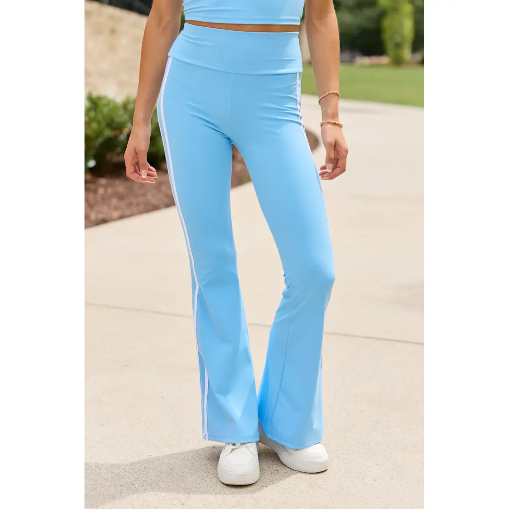 Daily Dash Marine Blue Flare Leggings