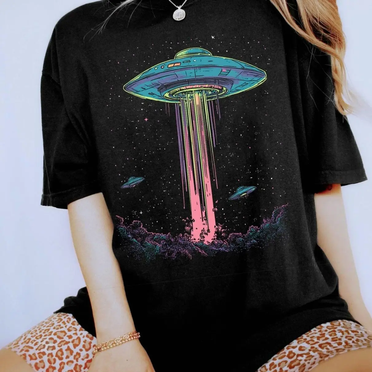 Retro Alien Abduction Tee, Trippy Space UFO Shirt, Outer Space Graphic T-Shirt, Psychedelic Galaxy Print, Funny Sci Fi T-Shirt Sweatshirt CYT