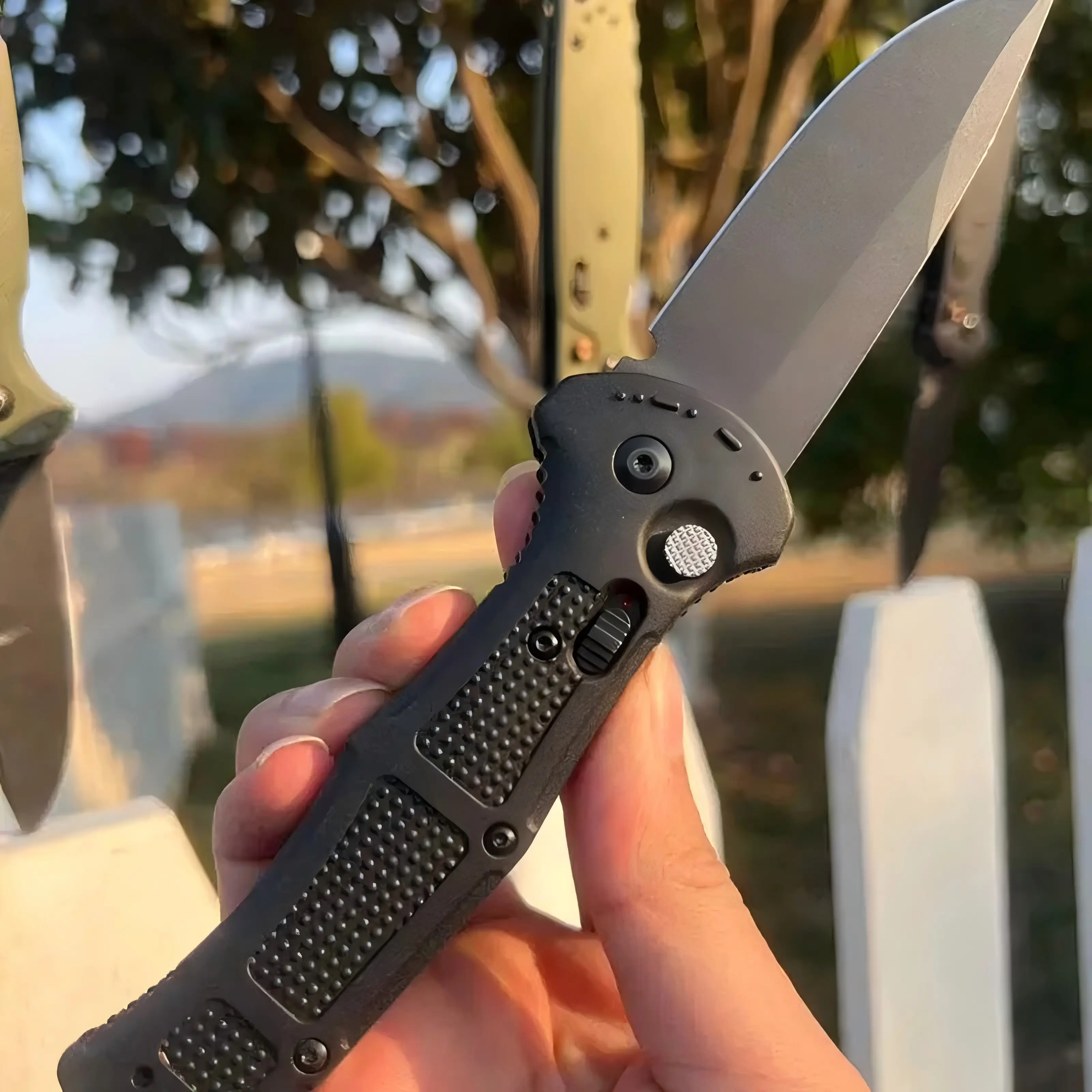 Spring 9070 Folding Pocket Knife with D2 Steel Blade, Anti-Slip Fiberglass Handle, Compact EDC Utility Knife for Outdoor, Camping, Hiking & Everyday Use