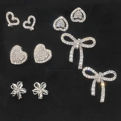 【Black Friday】Women’s Elegant Copper Stud Earring Set with Heart, Bow, and Flower Designs, Party Jewelry for Year-Round Wear, Gift Box Included