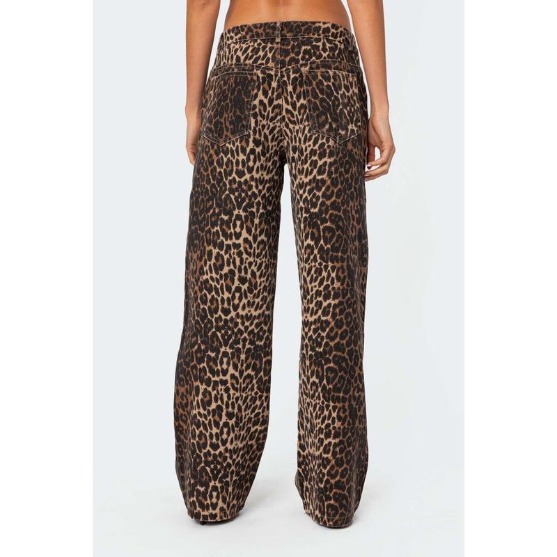 Leopard Printed Low Rise Baggy Jeans