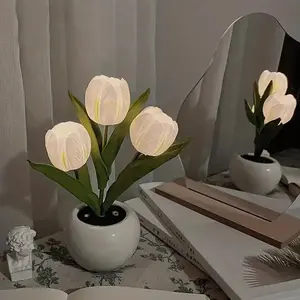 Tulip Lamp LED Simulation Tulip Nightlight withVase Table Lamp Decoration Suitable for HomeLiving Room, Tabletop Decoration, Holiday Gifts