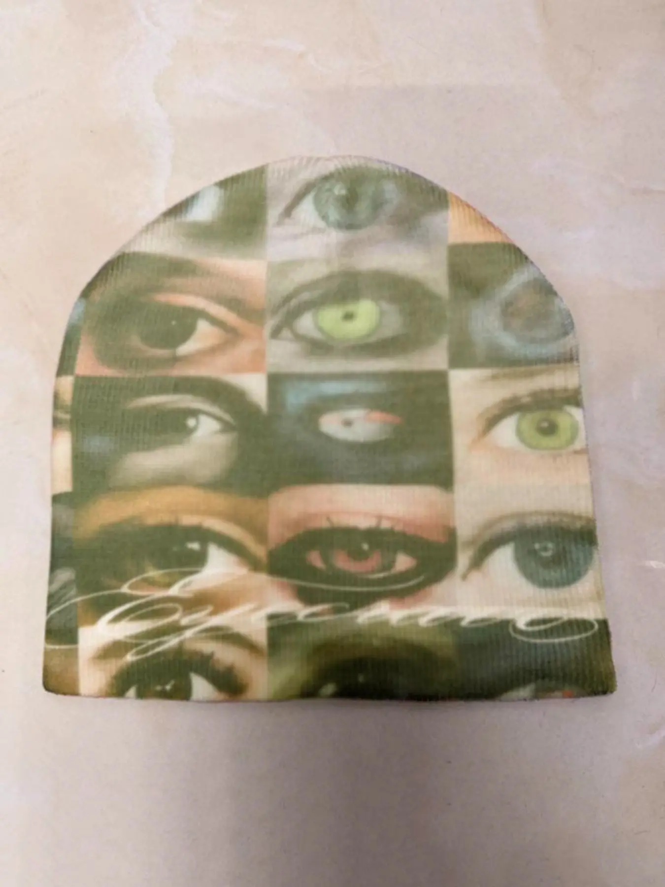 Fashion New Thin Unisex Street Graffiti Streetwear Beanie, Warm Knitted Graphic Hat, Gothic Cross-Border Style, Y2K Trend, Casual Loose-Fitting, Bold Graphic Hats, Casual Stretchy Beanie