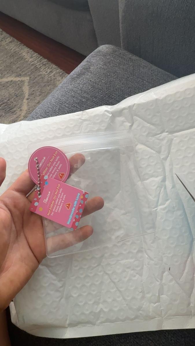 Item: Red (Sorbet Feel,Crunchy Sound)