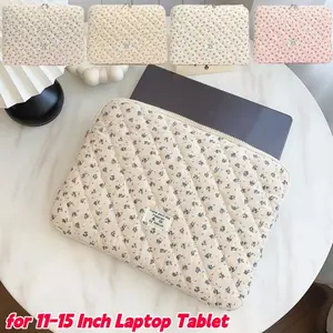 Flower Printed Laptop Sleeve Case Bag for Quilted Protective Laptop Case Computer Sleeve Clutches for 11-15 Inch Laptop Tablet