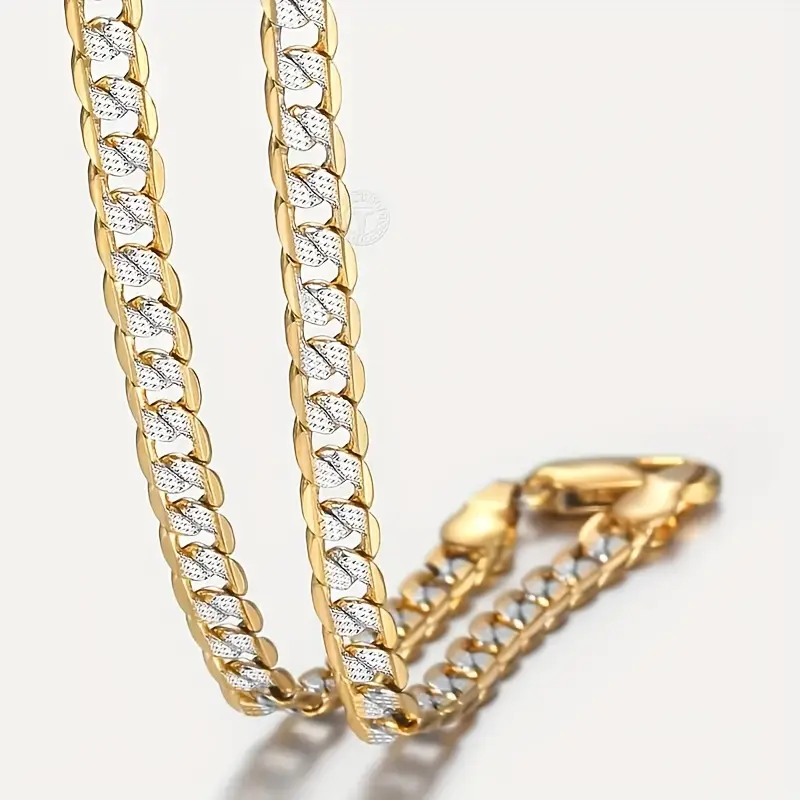 4mm Cuban Chain Necklace - Unisex Golden-Tone Heavyweight Jewelry, Luxurious Party Necklace for Daily And Formal Occasions, Durable Interlocking Links - Christmas Gift (Suitable Year-Round), Safety Clasp Design