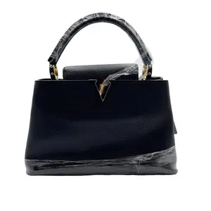 Pre-owned Louis Vuitton HZ7 LV Capucines — Medium, Black & Gold, Grained Leather 61279