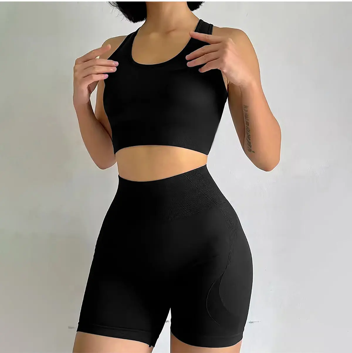 YF Solid Seamless Stretch Activewear Set U Neck Sleeveless Tank Ribbed Scrunch Butt Biker Shorts Matching Fitness Outfit for Ladies Spring Summer Athleisure
