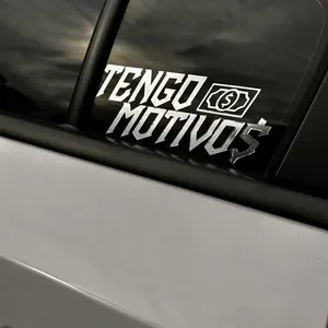 Tengo Motivos “TENGOMOTIVOS” Decal - Metallic Design for Personalization and Style Enhancement