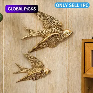 Resin Swallow Wall Hanging Decor, Wall Hanging Ornament, Vintage Flying Swallow Home Decoration for Living Room Dining Party Wedding #GLOBAL PICKS