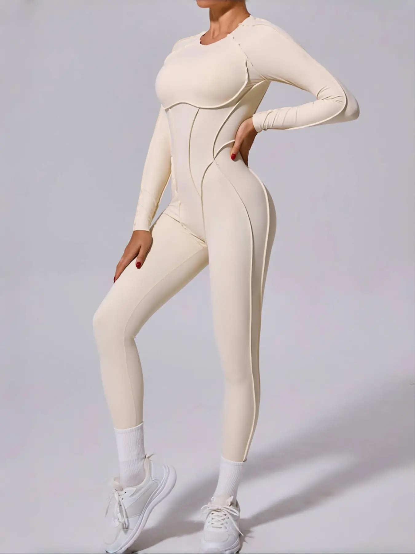 New Women's Backless Tight-Fit Long Sleeve Yoga Romper, Casual All-Seasons Wear Above Ankle Style, Comfortable One-Piece Sportswear Workout Jumpsuits, Gym Yoga Clothing, Stretchy Sports Jumpsuit, Tight Fitting Jumpsuit
