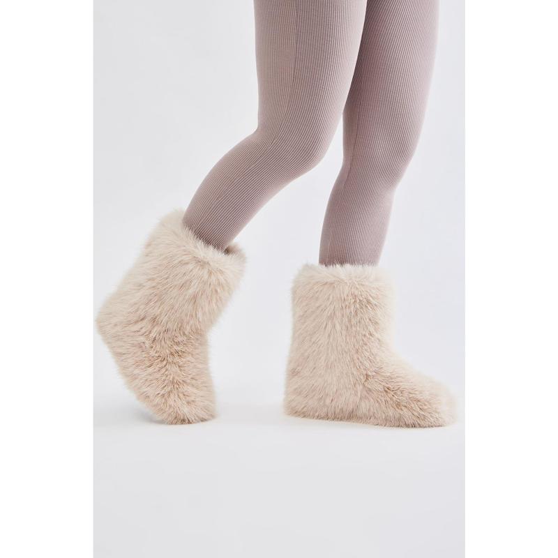 Chilly Days Booties - Beige