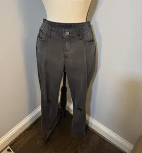 #19 Dark Grey/ Black Ripped String Pants