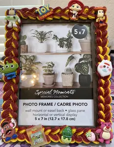 Custom Picture Frames