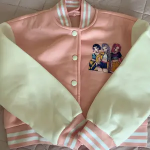 KPOP – The Huntress Girl Group Girls Halloween Christmas Short Baseball Jacket, Casual Comfy Jacket, Casual Sports School Uniform, Anime Character Design, Elastic Fabric, Fall Winter Outerwear, Collared Jacket, Casual Cute Outerwear