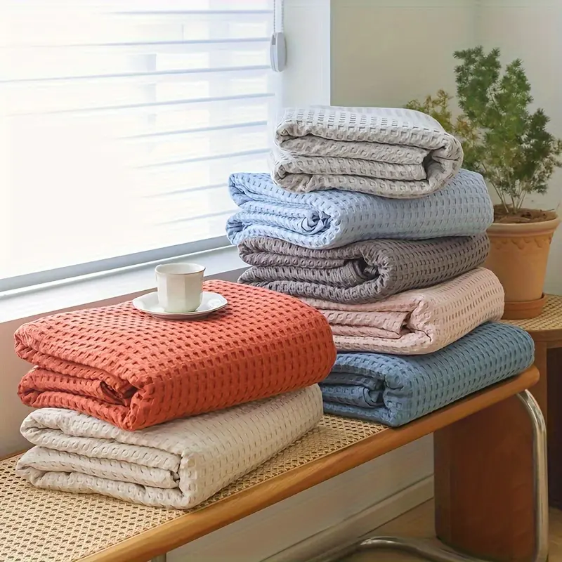 1count 100% Cotton Waffle Woven Towel Quilt Bed Blanket, Super Soft Textured Blanket For All Seasons, Extra Large Blanket For Bed Or Sofa, Nap Blanket Towel Quilt