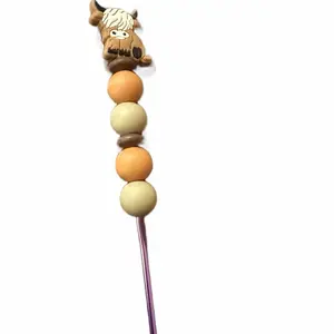 Ergonomic Crochets Hook Round Silicone Beads Cow Charm for Crafting and Decor