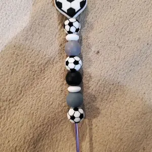 Soccer Heart 3.5mm Crochet Hook with Soccer Beads and Heart Design for Crafting