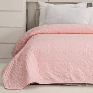 1pcs Gray, white, and pink large-flowered quilt; lightweight summer quilt; soft and breathable air-conditioning quilt; summer cooling quilt suitable for home or office use