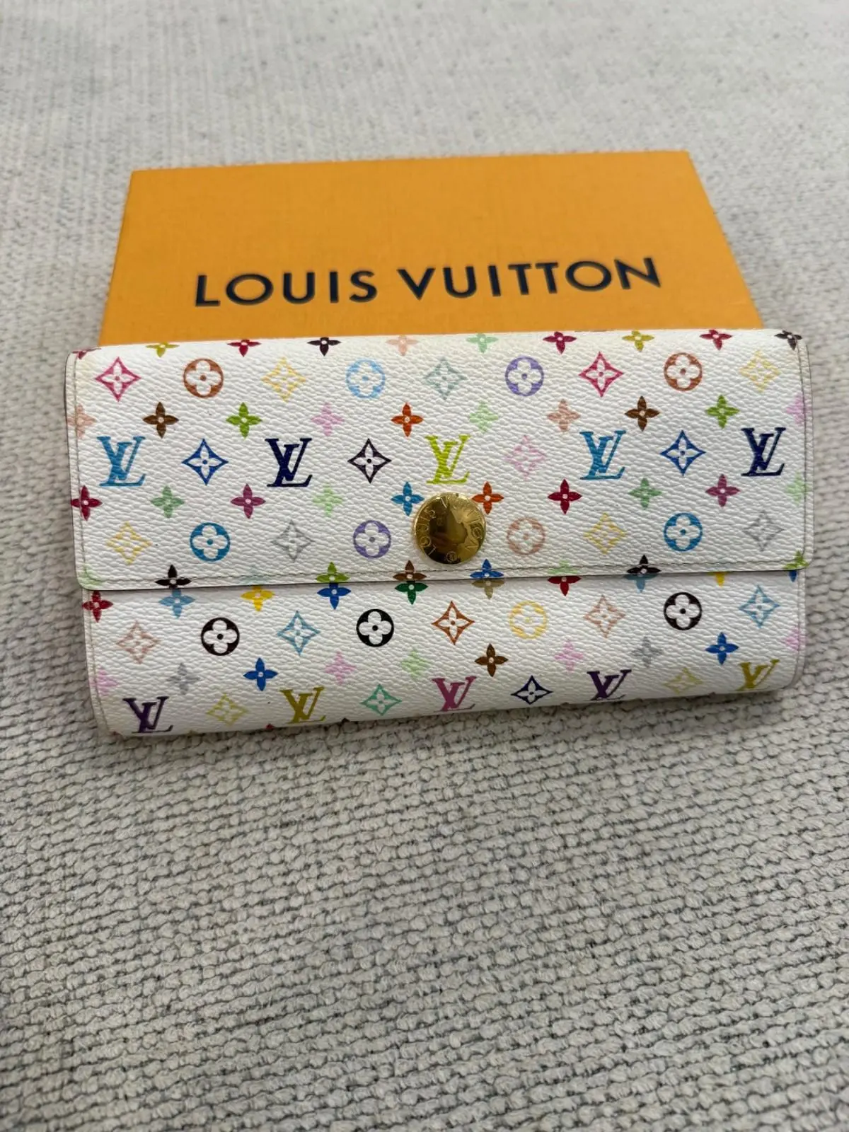 Pre-owned Louis Vuitton As Seen On Screen As Seen On Screen Multicolor Monogram Murakami Sarah Wallet ️ $1249