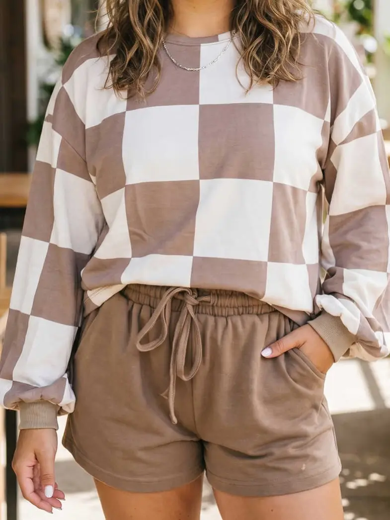 Women’s Plus Size Checkered 2 Piece Shorts Set, Long Sleeve Colorblock Pullover Top and Drawstring Elastic Waist Shorts with Pockets, Relaxed Fit Casual Outfit for Everyday Wear, Womenswear, Clothes, Casual, Everyday, Suits