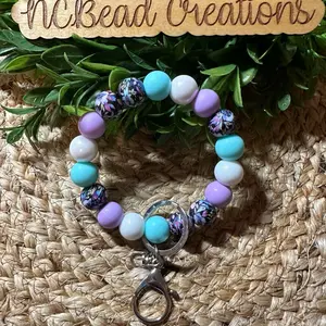 Silicone Bead Keychain Wristlet - Simple Design, Flexible Material, Ideal for Everyday Use