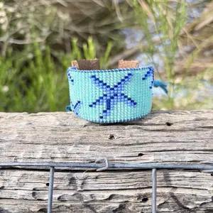 Purple starfish loom bracelet (small)