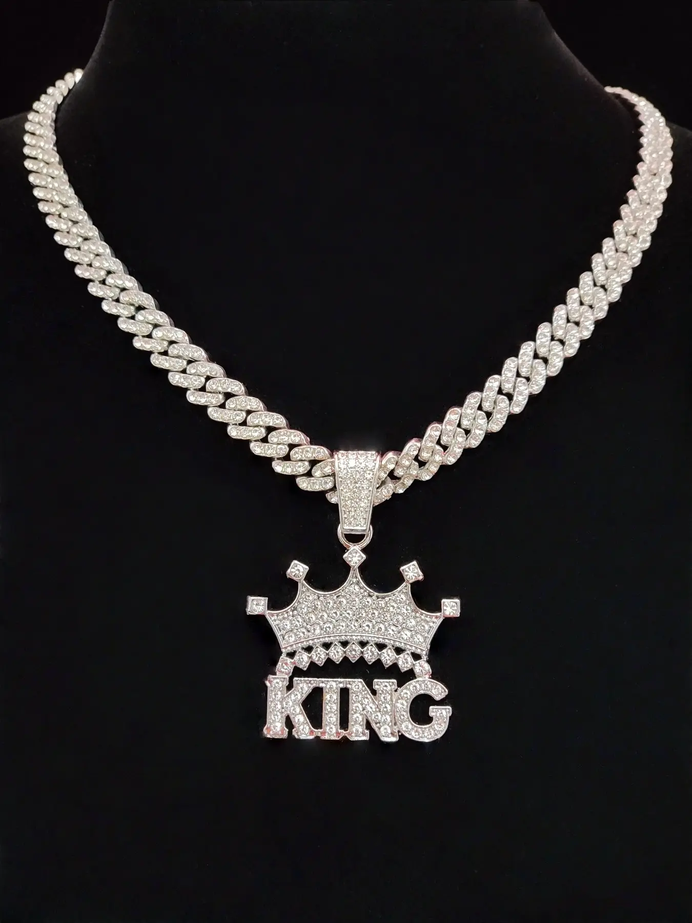 Men Punk Hip Hop Pendant Necklace, Initial Letter Necklace, Creative Crown & King Letter Design, Miami Cuban Chain, Chunky Chain, Cuban Link Necklace, Chain Necklaces, Street Style Jewelry for All Seasons
