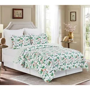 Clover Bug 3-Piece Cotton Full/Queen Quilt Setby Valerie