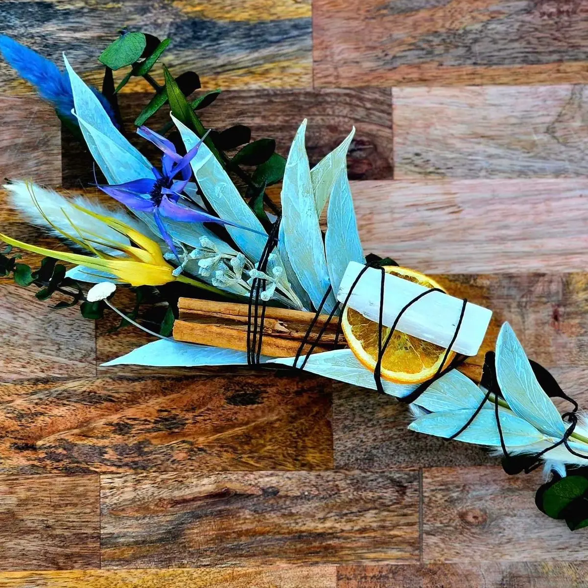 Energy Cleansing bouquet with Crystals