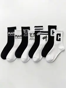 Fashionable Men's Mid-Calf Socks, Trendy Casual Footwear, Comfortable All-Season Wear, Ideal for Daily Use, Stylish Men's Accessories