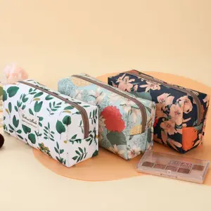 Waterproof Makeup Bag Large Capacity Travel Toiletry Bag Cosmetic Lipstick Storage Bag Makeup Organizer Pouch, Durable Waterproof Design, Ideal for Daily Use & Trips