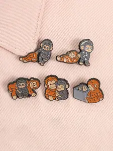 5pcs/set Protect Punch The Monkey Enamel Pins Cartoon Sweet Happiness Gorilla Couple Hugging And Playing Animal Alloy Brooches Lapel Backpack Badge Fashion Jewelry Accessories Gifts for Friends