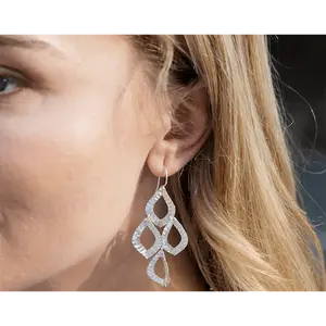 Cabo Iris Earring in Silver Foil