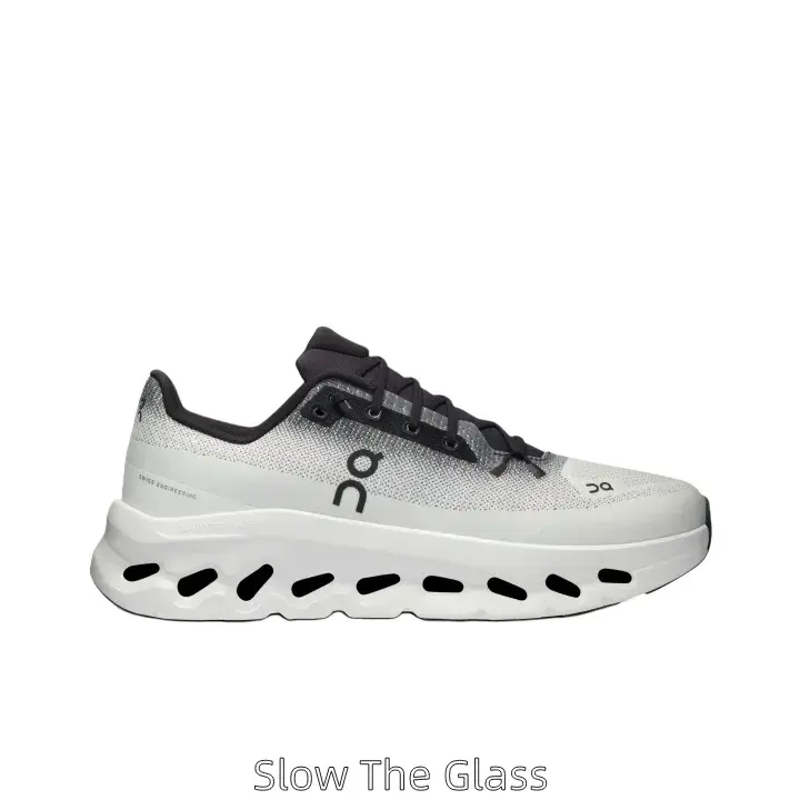 Cool Silver-gray Functional Jogging Shoes With Pressure-dispersing Wavy Hollow Midsole, Fit for Urban Jogging, Daily Trips and Sharp Neutral-style Outfit Styling
