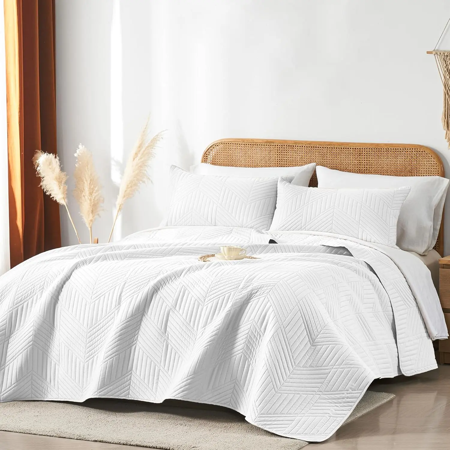 Ultrasonic Queen Quilt Bedding Set, Reversible Microfiber Bedspread, Lightweight Soft Modern Grid Coverlet Set for All Seasons (1 Quilt, 2 Pillow Shams)