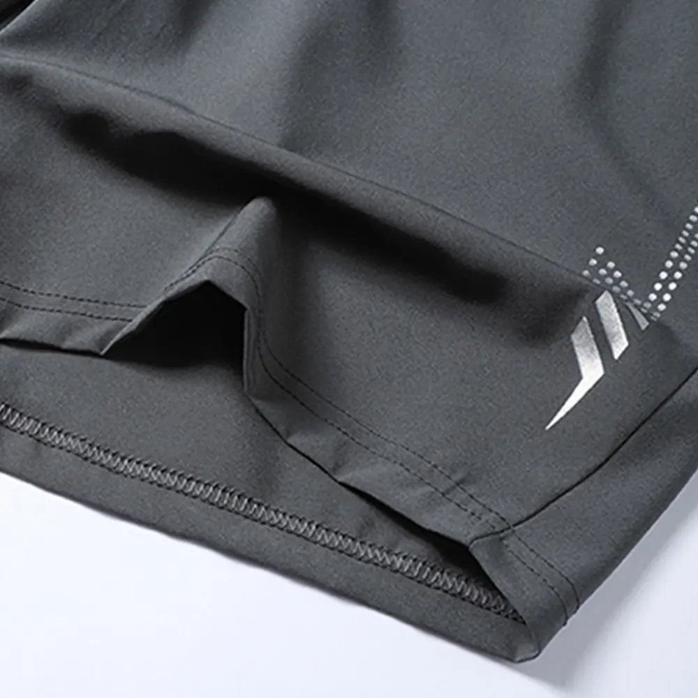 3-pack men’s athletic shorts, summer loose casual knee-length shorts, lightweight and breathable, ice silk quick-dry fabric, with zippered pockets, perfect for everyday workouts, the beach, and outdoor activities Stretch Knit Capri Pants men's 3-pack men’s athletic shorts, summer loose casual knee-length shorts, lightweight and breathable, ice silk quick-dry fabric, with zippered pockets, perfect for everyday workouts, the beach, and outdoor activities Stretch Knit Capri Pants men's