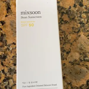 Product Review of [mixsoon Official Store] Bean Sunscreen Duo SPF50 PA+++ (50ml × 2) | Lightweight Hydrating Korean Sunscreen, No White Cast, Daily UV Defense from k**8