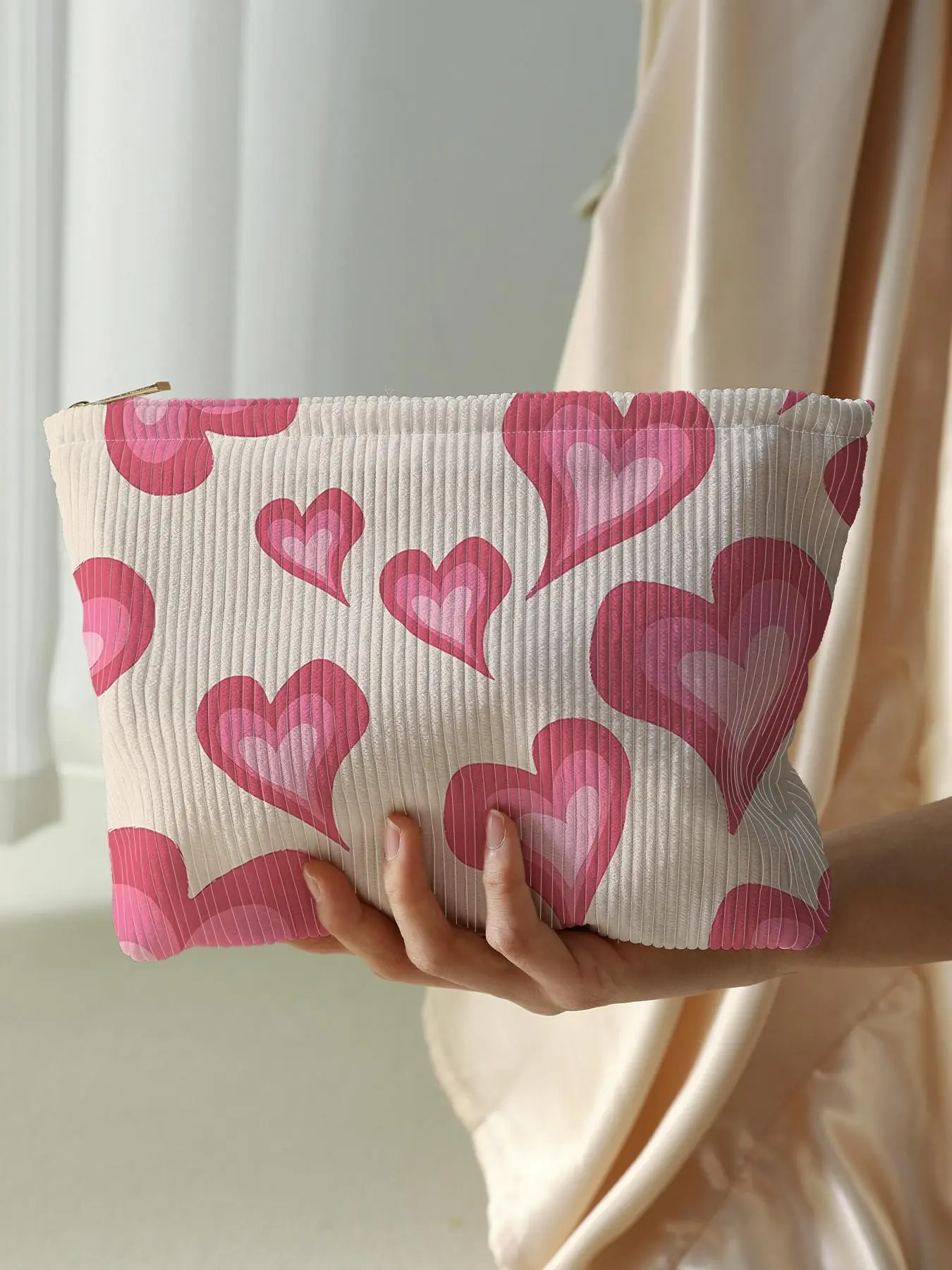 Heart Pattern Corduroy Makeup Bag, Travel Makeup Pouch, Large Capacity Zipper Cosmetic Storage Bag, Toiletry Bag for Women & Girls, Lightweight Multi-functional Bag, Cosmetic Travel Bags, Travel Essentials
