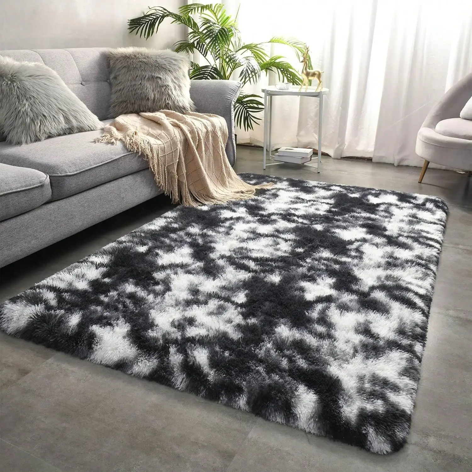 Tie-dye Black and White